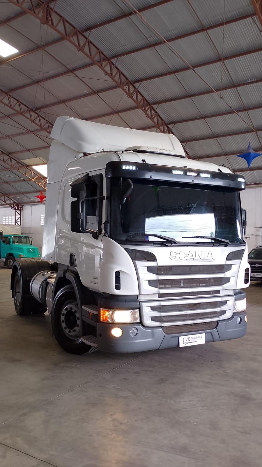 Scania P360 Ano 2013 4x2